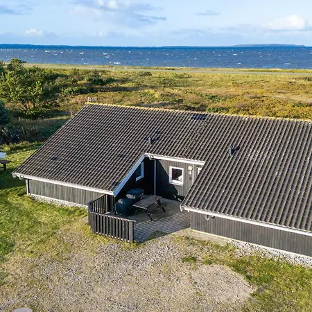 Near Scenic Limfjord * Trend